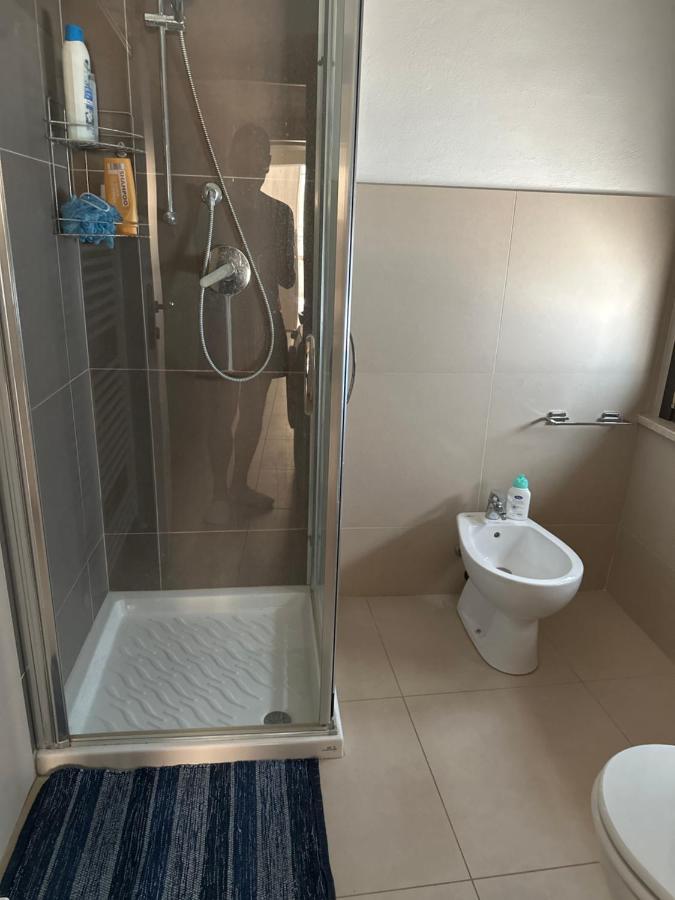 Grande Stanza Matrimoniale In Palazzo Signorile Apartamento Mirandola Exterior foto